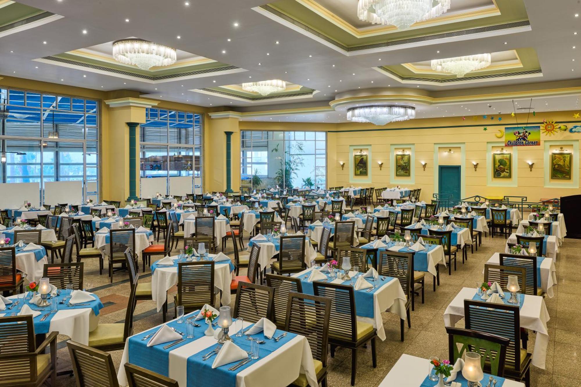 Dreams Beach Resort - Sharm El Sheikh Bagian luar foto The restaurant at the hotel